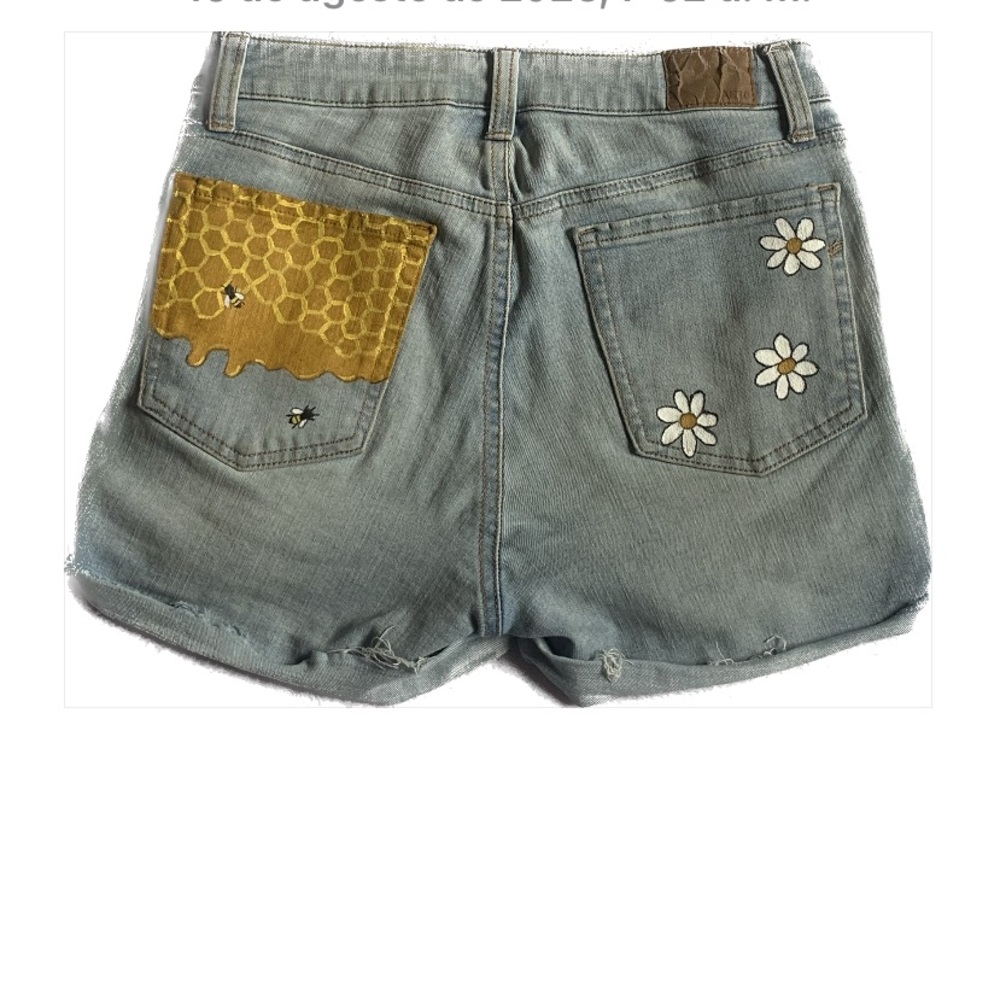 Custom hand painted recycled Jean shorts honeybee sz4 one of a kind! Aeropostale